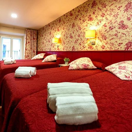 Hostal Matheu Madrid Dış mekan fotoğraf