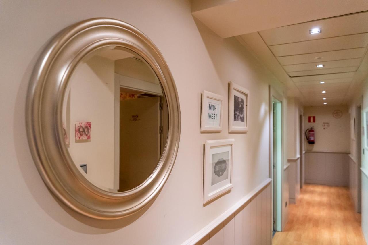 Hostal Matheu Madrid Dış mekan fotoğraf
