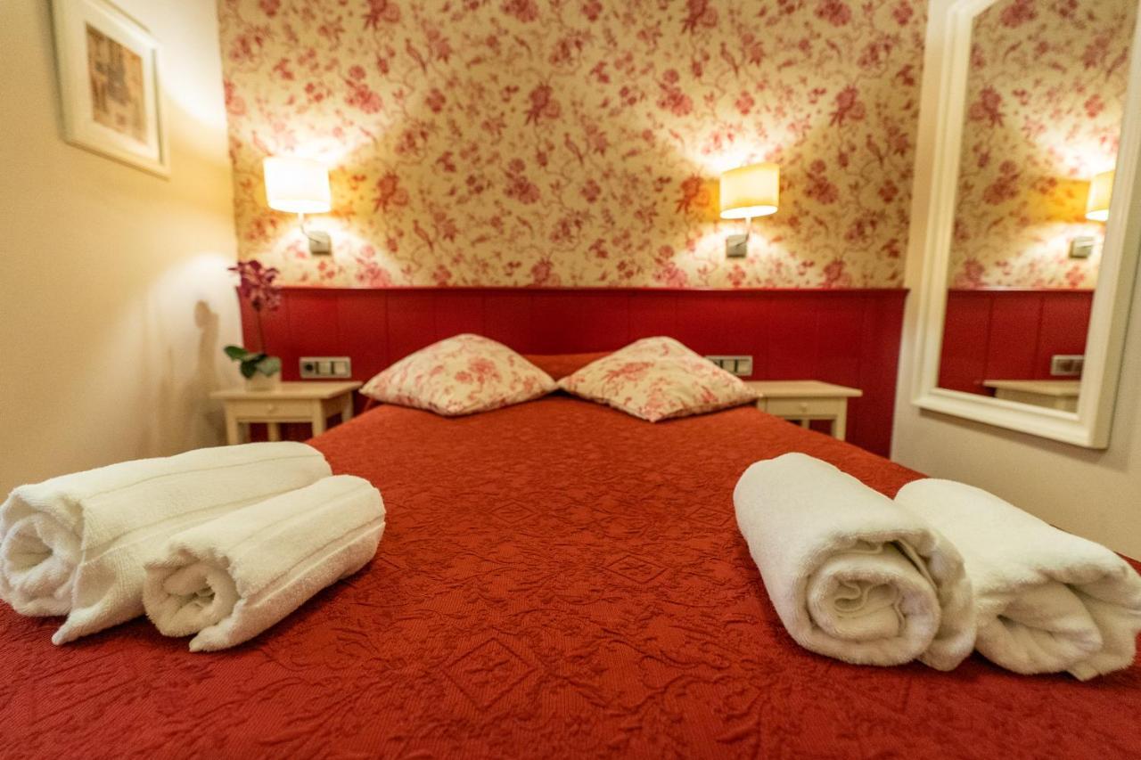 Hostal Matheu Madrid Dış mekan fotoğraf