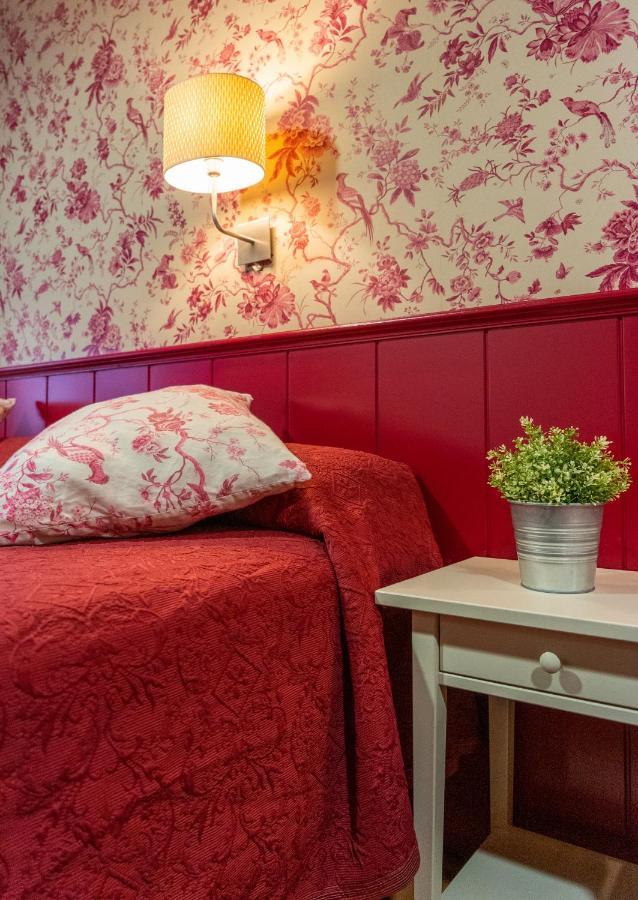 Hostal Matheu Madrid Dış mekan fotoğraf