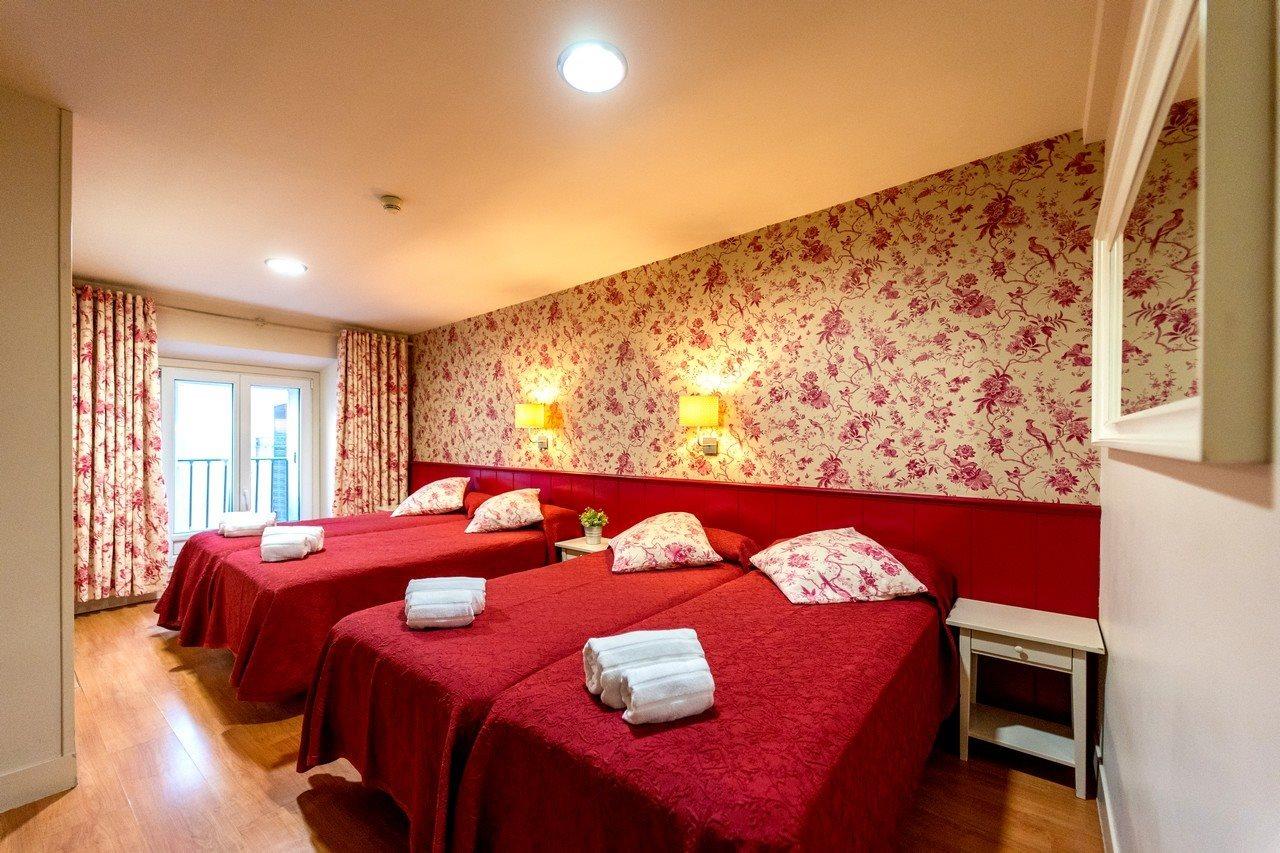 Hostal Matheu Madrid Dış mekan fotoğraf