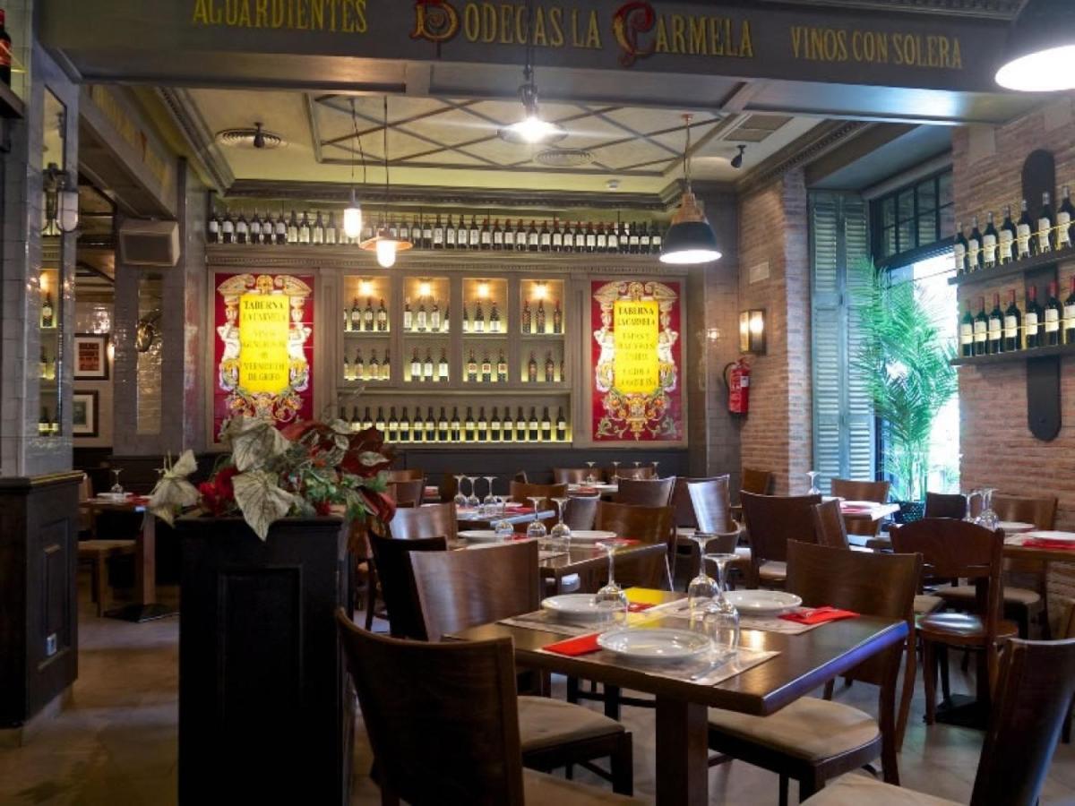 Hostal Matheu Madrid Dış mekan fotoğraf